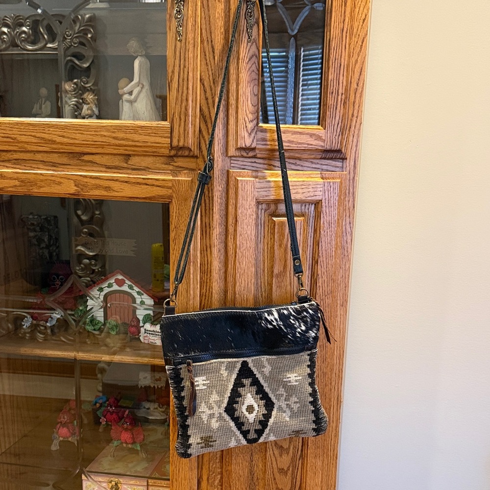 Black and Tan Patterned Crossbody Bag